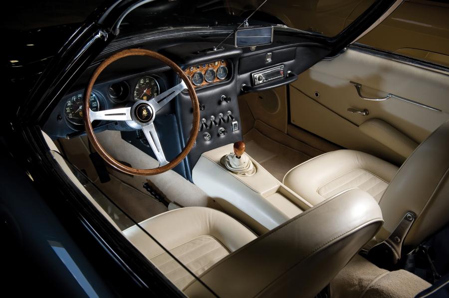  Lamborghini 400 GT Spyder 1966 года  (фото 9 из 12)